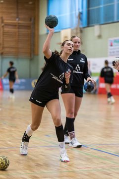 Bild 145 - wBJ SV Henstedt Ulzburg - HSG Holstein Kiel/Kronshagen : Ergebnis: 30:28